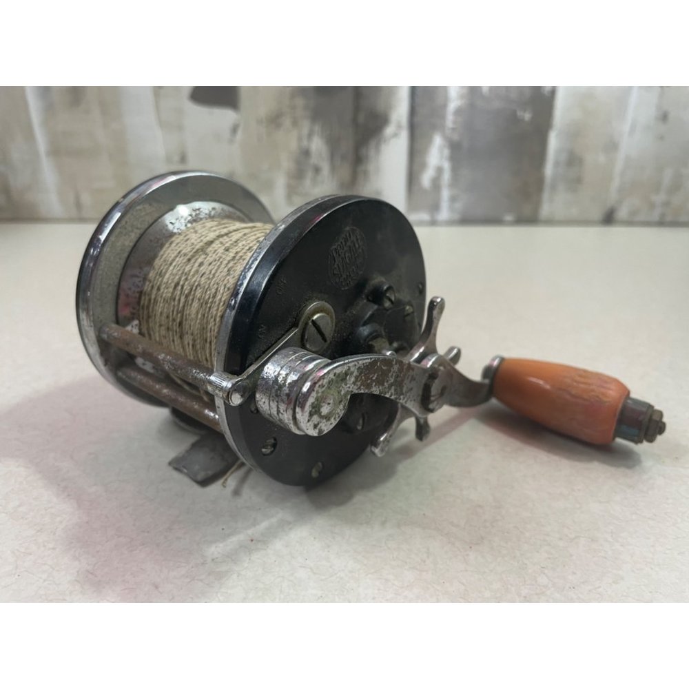 Penn Seagate 60 Vintage Fishing Reel Made in Long Beach CA USA